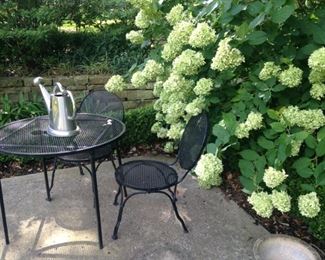 Small black table and 2 chairs