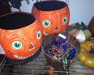 Trick or treat pumpkins