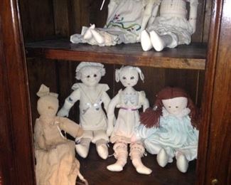Precious dolls