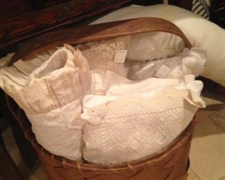 Shabby Chic linens