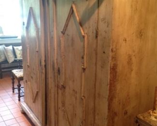 Extra large linen press