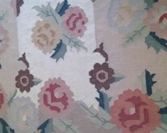 Great rug: 6 feet x 9 feet
