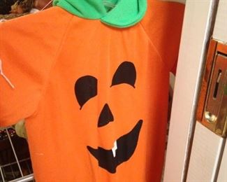 Infant pumpkin outfit for Halloween