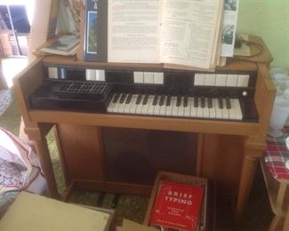 Hammond organ....presale $50