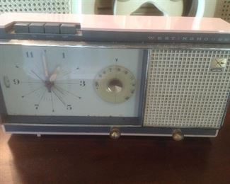 Vintage pink radio that works!!