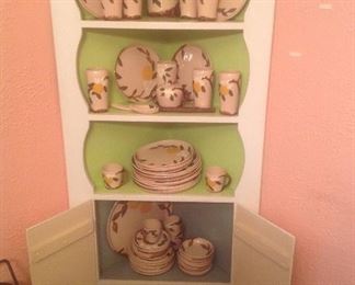 California pottery....Hollywood Ware pattern of Orange Blossom....79 piece set.  Set of eight of all. In perfect condition.   Presale ..$125