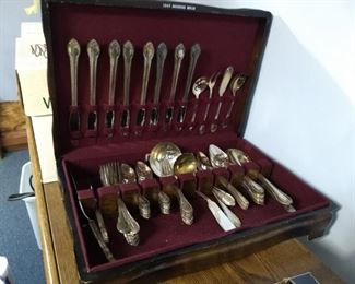 Rogers Remembrance Plated Flatware Service for 8