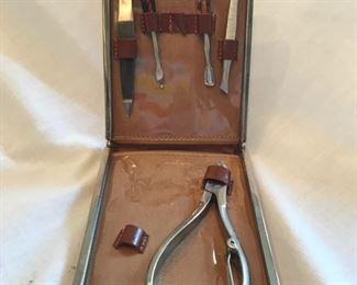 Vintage Dunhill grooming kit