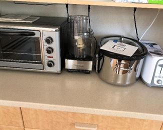 small countertop oven, crock pot, toaster, Bullet
