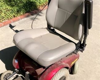Jazzy wheelchair / motorized mobility chair - needs a battery