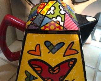 Romero Brito teapot