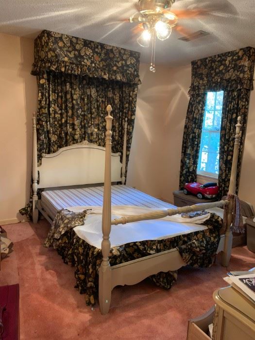 #42		Basset full white French Provencal 4 post bed 	 $75.00 
