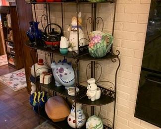 #11 metal bakers rack that folds up w 4 shelves 40x12x66 $65.00