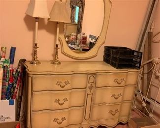 #25 Bassett white French provincial dresser w 6 drawers 58x20x34 and mirr 28x45 $100.00