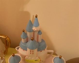 #59 Disneyland teapot w sugar and creamer on tray $40.00