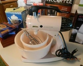 vintage pink Sunbeam mixer