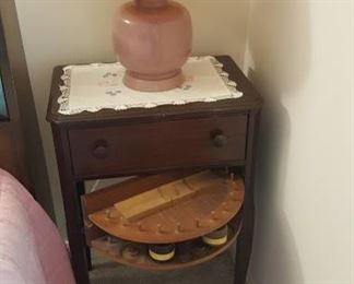 Sewing stand table