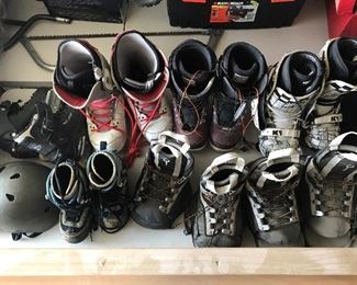 Men’s snowboard boots sizes 12,11,10, 10.5. Youth snowboard boots size 2 and size 12 child’s. Men’s wakeboard bindings and youth wakeboard bindings sizes (?)