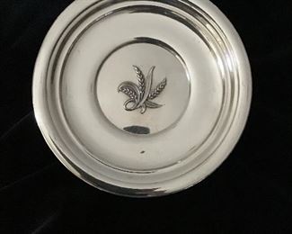 “Silver Wheat” pattern.