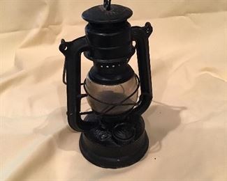 Lantern, Original Nilr-Patent Feuerhand - 9”