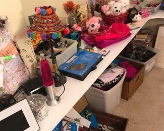 Lookit all that stuff! Sparkly spangly girly things! (To balance out the heavy man-cave element)