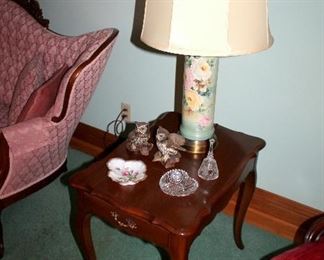 French Provincial end tables, beautiful vintage handpainted china lamps