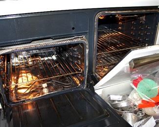 Vintage Westinghouse range / oven