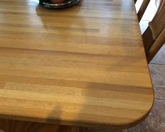 wood kitchen table 