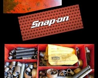 Snap-on Steering Wheel Puller Kit.
