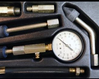 Cylinder pressure Gage.