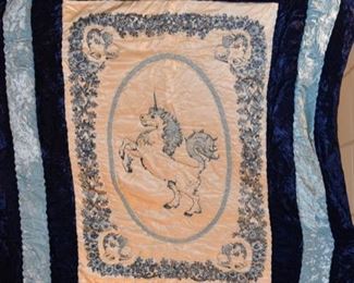 UNICORN COMFORTER 