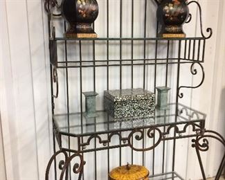 Great iron baker's rack with a modern twist!!