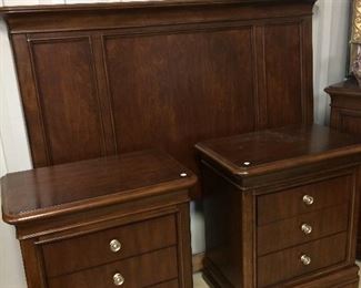 Mint condition full size bed and 2 side tables that match a large dresser.... silver knobs!