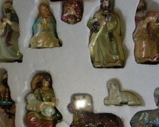 Nativity Figurines 