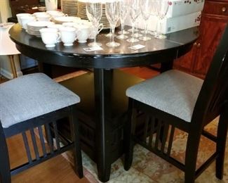 Bar height table with 4 chairs