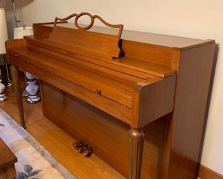 Howard piano built by Baldwin  https://ctbids.com/#!/description/share/208658