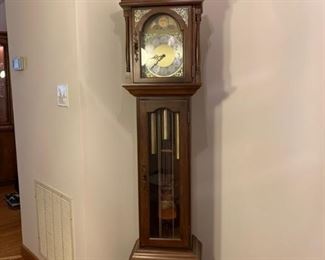 Grandfather clock https://ctbids.com/#!/description/share/208660