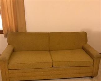 Vintage sofa https://ctbids.com/#!/description/share/208685