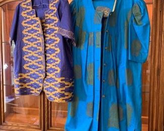 Women's African Outfits https://ctbids.com/#!/description/share/208663