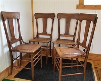 Set of four antique oak chairs https://ctbids.com/#!/description/share/208617