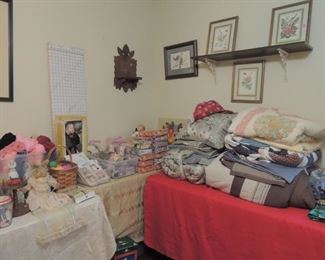 collectible cards dolls and comforters - king