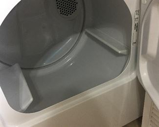Whirlpool Dryer (Excellent Condition)