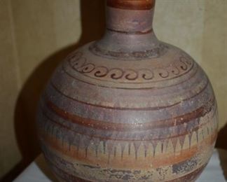 Collectible Antique/Vintage Pottery Vase