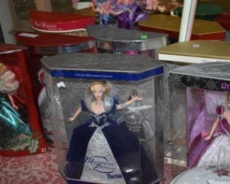 Fantastic Vintage Barbie Collection! Nearly All in Original Boxes! Maybe 100 or more!
