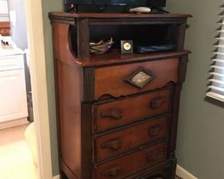 Custom made chest of drawers