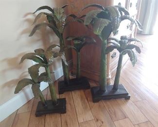 Metal palm trees (ONLY 2 LEFT)