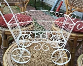 Cute little vintage planter