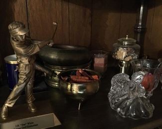 Shelving unit - full shelves!