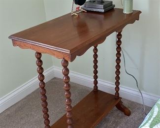 Vintage, Spindle Leg  side table