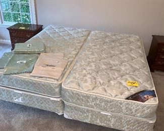 King Serta mattress w/box and frame